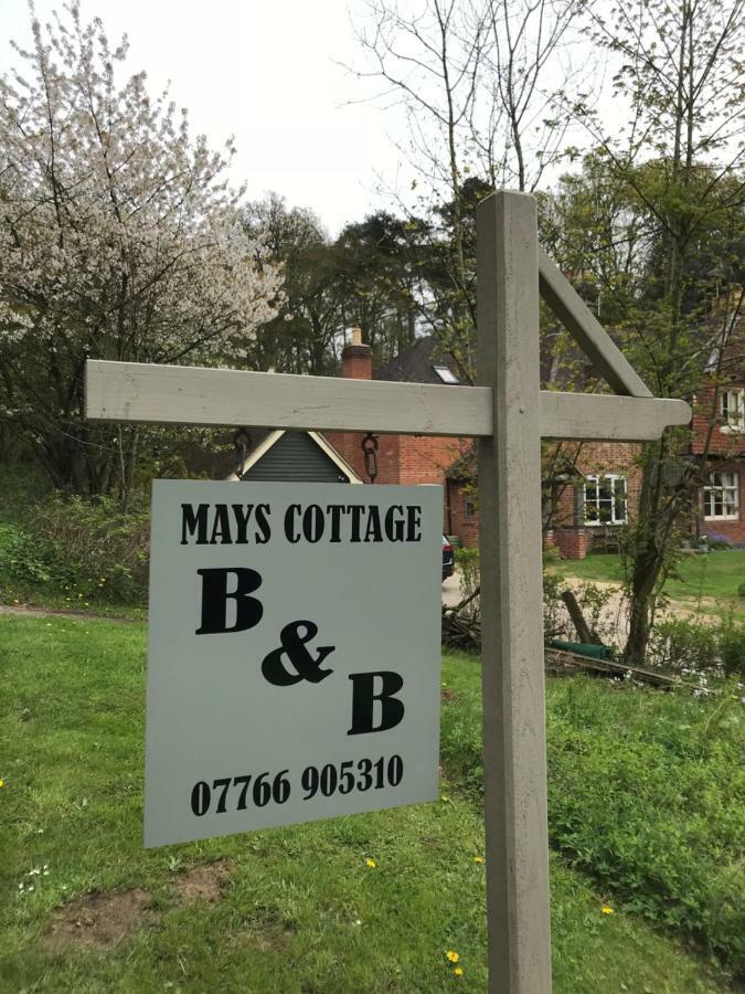 Mays Cottage Bed And Breakfast Petersfield Esterno foto